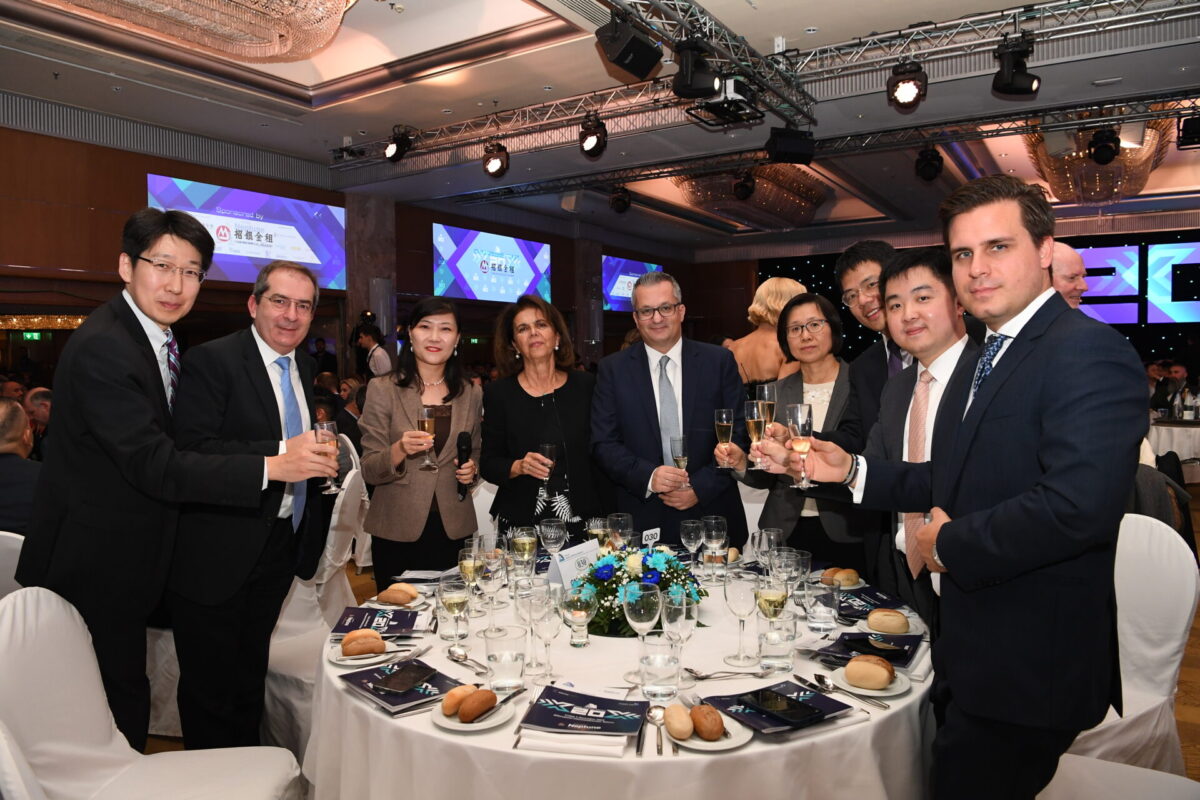 The traditional Champagne Toast was offered by Ling Zhou, managing director, head of Shipping Leasing Department of CMB Financial Leasing